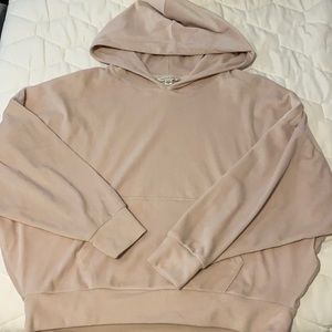 American Eagle Velour Hooded long sleeve